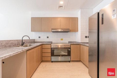 Maison de ville à Dubai, 5 chambres, 219.5 m², № 100034 - photo 2