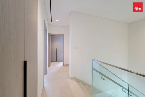 Townhouse in Al Furjan, Dubai 4 bedrooms, 329.8 sq.m. № 23568 - photo 7