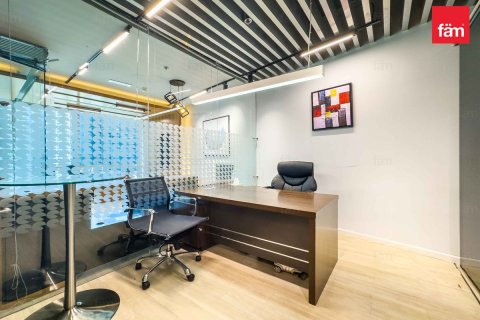Office in Business Bay, Dubai 145.5 sq.m. № 23569 - photo 13