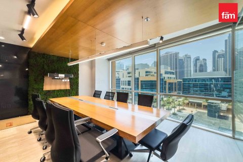 Office in Business Bay, Dubai 145.5 sq.m. № 23569 - photo 6