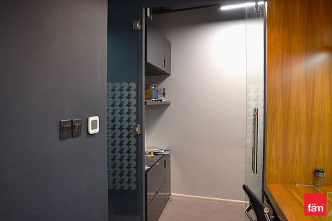 Office in Business Bay, Dubai 145.5 sq.m. № 23569 - photo 11