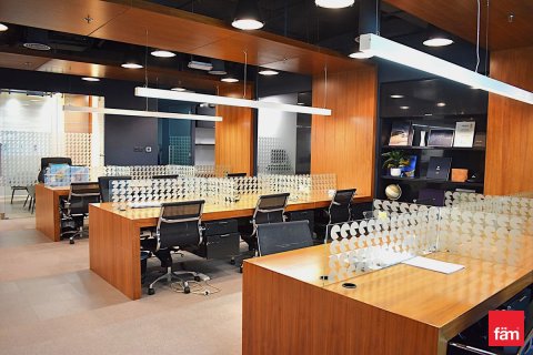 Office in Business Bay, Dubai 145.5 sq.m. № 23569 - photo 15