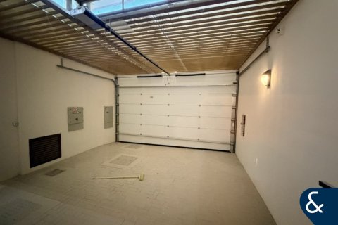 Купить виллу в District 11, Мохаммед Бин Рашид Сити, Дубай: 4 спальни, 201м², № 78886 - фото 8