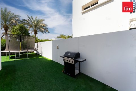Villa en Dubai, 4 dormitorios, 322.9 m², № 97773 - foto 22