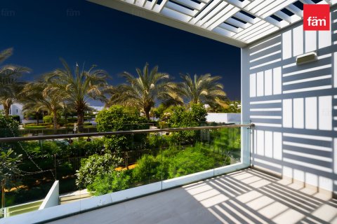Villa en Dubai, 4 dormitorios, 322.9 m², № 97773 - foto 27