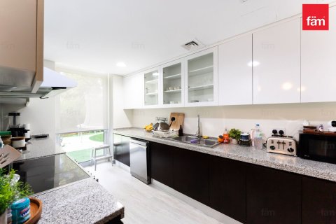 Villa en Dubai, 4 dormitorios, 322.9 m², № 97773 - foto 29