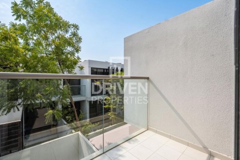Townhouse in Dubai 3 bedrooms, 151.8 sq.m. № 137212 - photo 15