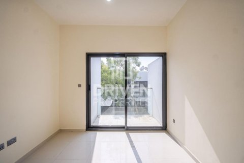Townhouse in Dubai 3 bedrooms, 151.8 sq.m. № 137212 - photo 10