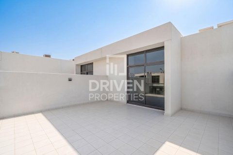 Townhouse in Dubai 3 bedrooms, 151.8 sq.m. № 137212 - photo 16