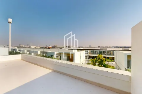 Снять в аренду виллу в Aura, Tilal Al Ghaf, Дубай: 4 спальни, № 69806 - фото 25