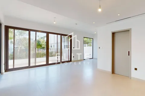 Снять в аренду виллу в Aura, Tilal Al Ghaf, Дубай: 4 спальни, № 69806 - фото 2