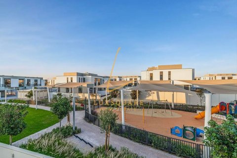 Villa à Al Furjan, Dubai, 3 chambres, 238 m², № 112346 - photo 29