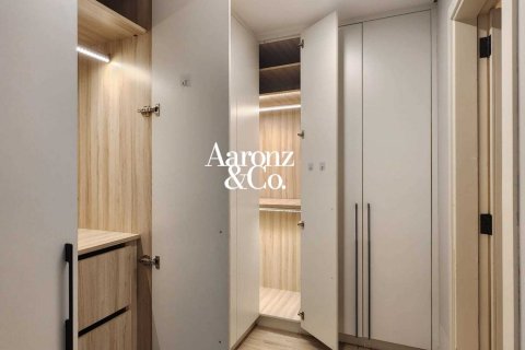Apartment in Jumeirah Village Triangle, Dubai 3 bedrooms, 203 sq.m. № 112329 - photo 9
