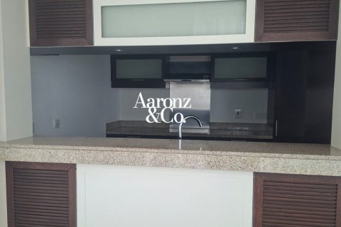 Apartment in Downtown Dubai (Downtown Burj Dubai), Dubai 1 bedroom, 84 sq.m. № 112330 - photo 5