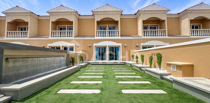 تاون هاوس في Jumeirah Village Triangle, دبي 2 غرف نوم, 152 م² رقم 105229