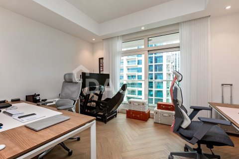 Купить квартиру в Marina Mansions, Дубай Марина, Дубай: 4 спальни, 285м², № 105241 - фото 18