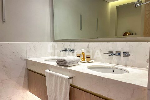 Apartamento en The Palm Tower, Palm Jumeirah, Dubai, estudio, 49 m², № 105246 - foto 16