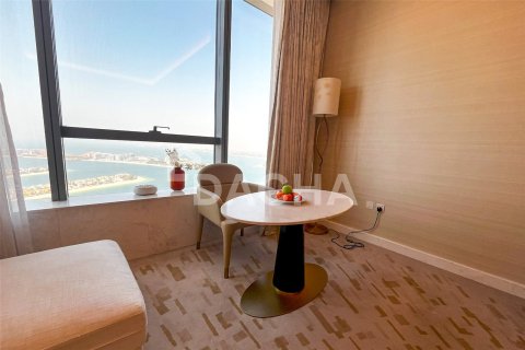 Apartamento en The Palm Tower, Palm Jumeirah, Dubai, estudio, 49 m², № 105246 - foto 5