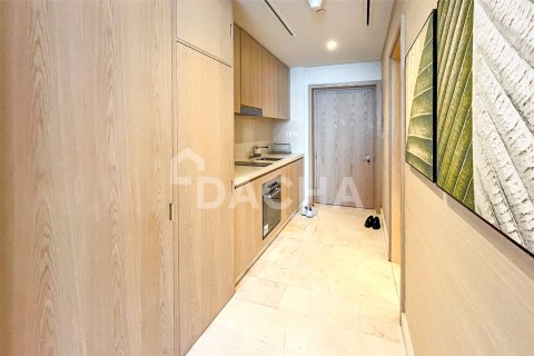 Apartamento en The Palm Tower, Palm Jumeirah, Dubai, estudio, 49 m², № 105246 - foto 13