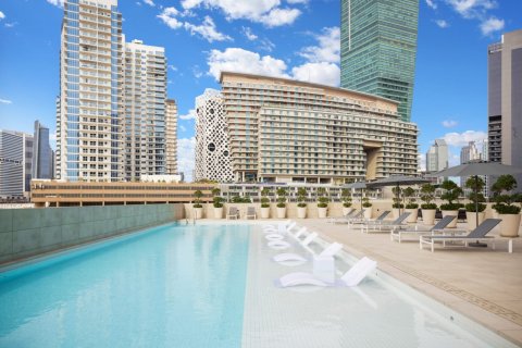 Apartment in Business Bay, Dubai 3 bedrooms, 181.2 sq.m. № 3876 - photo 1