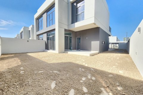 Villa en Dubai South (Dubai World Central), Dubai, 3 dormitorios, 237.92458300 m², № 92233 - foto 9