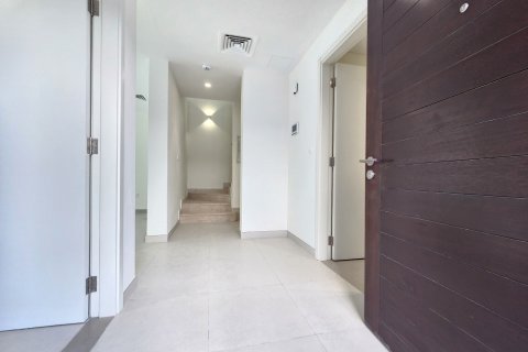 Villa en Dubai South (Dubai World Central), Dubai, 3 dormitorios, 237.92458300 m², № 92233 - foto 5