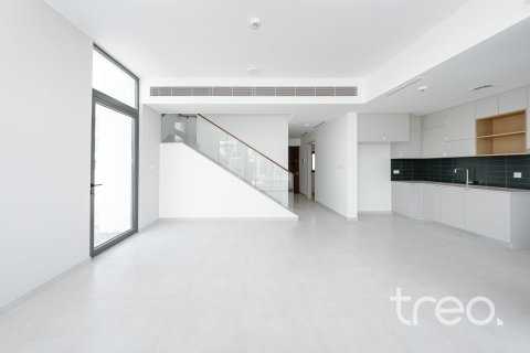 Townhouse in Arabian Ranches 3, Dubai 4 bedrooms, 272.48 sq.m. № 134645 - photo 6