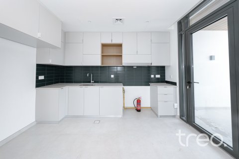 Townhouse in Arabian Ranches 3, Dubai 4 bedrooms, 272.48 sq.m. № 134645 - photo 4