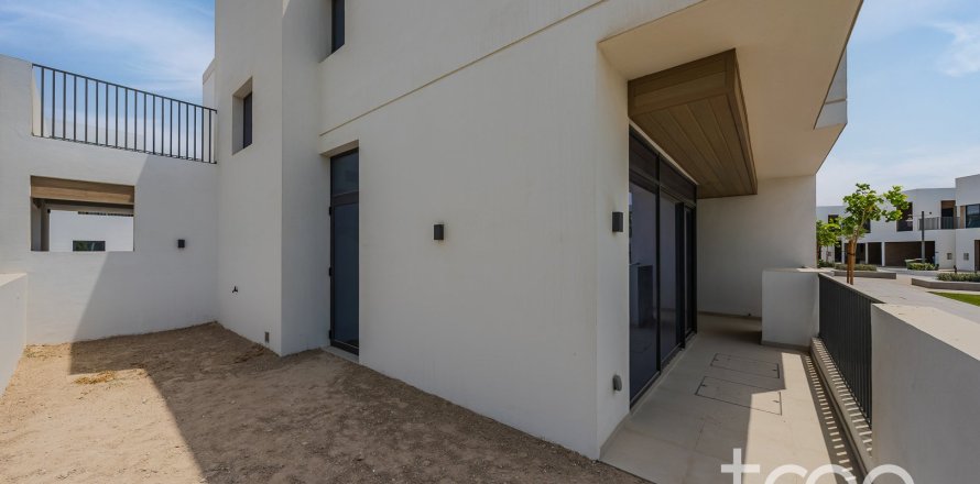 Townhouse in Arabian Ranches 3, Dubai 4 bedrooms, 272.48 sq.m. № 134645