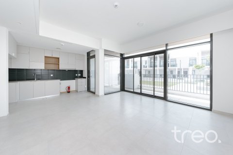 Townhouse in Arabian Ranches 3, Dubai 4 bedrooms, 272.48 sq.m. № 134645 - photo 3