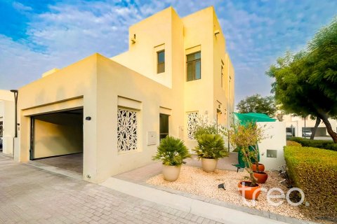 Townhouse in Mira Oasis, Reem, Dubai 4 bedrooms, 263.29 sq.m. № 134655 - photo 2