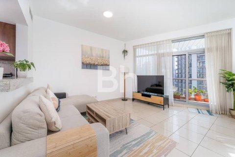 Снять в аренду квартиру в Дубай Марине, Дубай: 1 спальня, 86м², № 22913 - фото 1