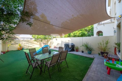 Villa à The Springs, Dubai, 2 chambres, 173 m², № 22914 - photo 8