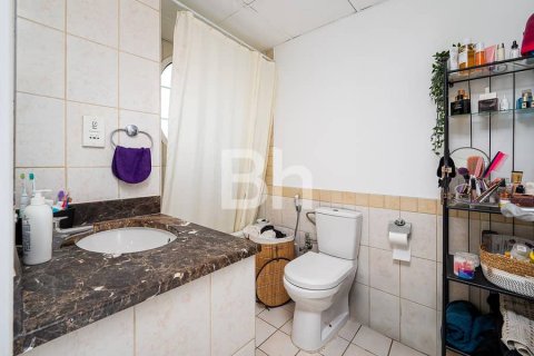Villa à The Springs, Dubai, 2 chambres, 173 m², № 22914 - photo 4