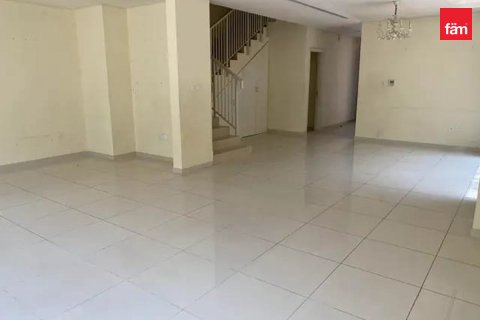 Townhouse in Dubai 4 bedrooms, 361.2 sq.m. № 134845 - photo 15