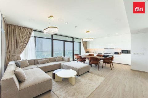 Appartement à Dubai, 3 chambres, 167.2 m², № 134848