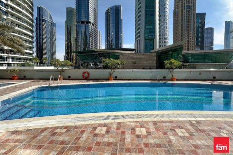 Apartment in Dubai 1 bedroom, 80 sq.m. № 134838 - photo 2