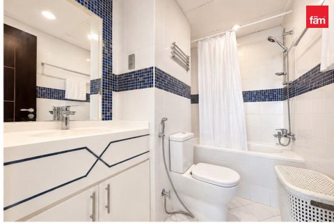 Apartment in Dubai 1 bedroom, 80 sq.m. № 134838 - photo 6