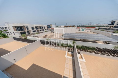 Townhouse in Jebel Ali, Dubai 4 bedrooms, 252.05 sq.m. № 137086 - photo 19