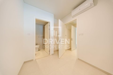 Townhouse in Jebel Ali, Dubai 4 bedrooms, 252.05 sq.m. № 137086 - photo 14