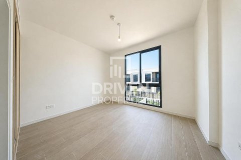 Adosado en Jebel Ali, Dubai, 3 dormitorios, 240.62 m², № 137088 - foto 8