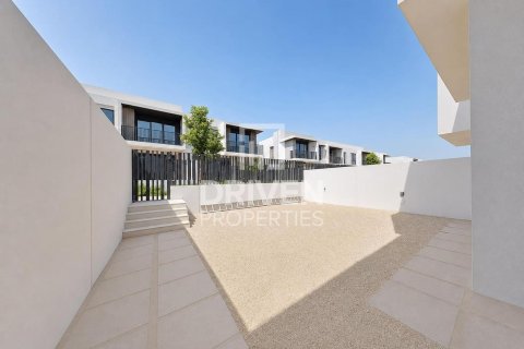 Adosado en Jebel Ali, Dubai, 3 dormitorios, 240.62 m², № 137088 - foto 18