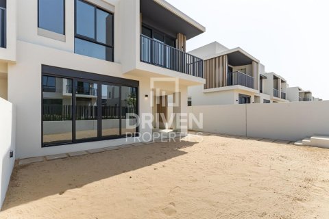 Adosado en Jebel Ali, Dubai, 4 dormitorios, 339.56 m², № 137085 - foto 17