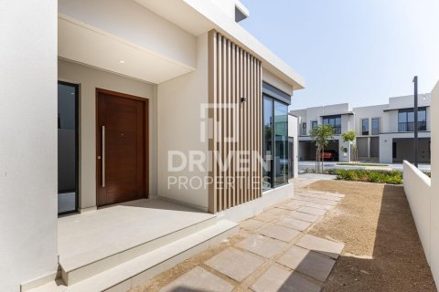 Adosado en Jebel Ali, Dubai, 4 dormitorios, 339.56 m², № 137085 - foto 3