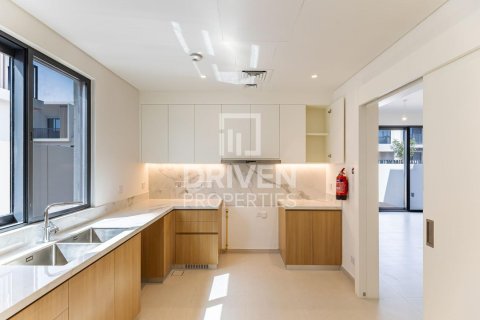 Adosado en Jebel Ali, Dubai, 4 dormitorios, 339.56 m², № 137085 - foto 14