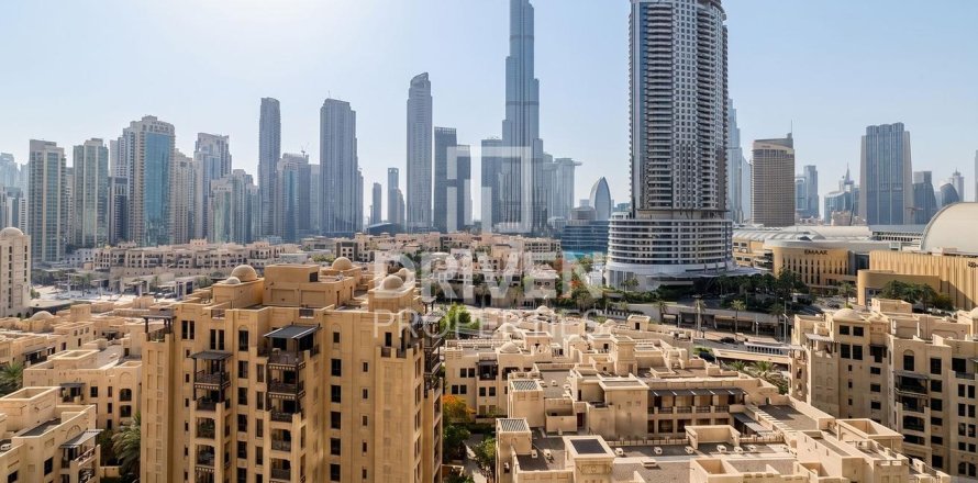 Apartment in Burj Royale, Downtown Dubai (Downtown Burj Dubai), Dubai 2 bedrooms, 93.83 sq.m. № 137078