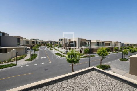 Villa in Jebel Ali, Dubai 5 bedrooms, 662.96 sq.m. № 137087 - photo 27