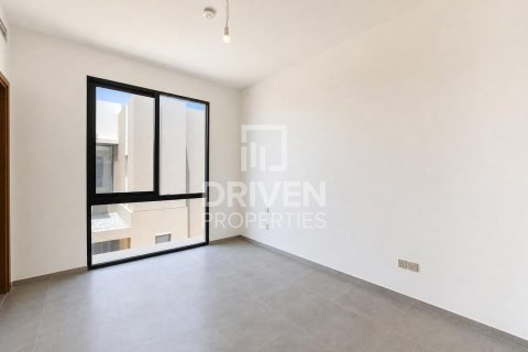 Villa in Jebel Ali, Dubai 5 bedrooms, 662.96 sq.m. № 137087 - photo 13