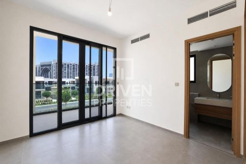 Villa in Jebel Ali, Dubai 5 bedrooms, 662.96 sq.m. № 137087 - photo 12