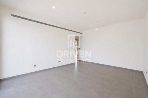 Villa in Jebel Ali, Dubai 5 bedrooms, 662.96 sq.m. № 137087 - photo 11